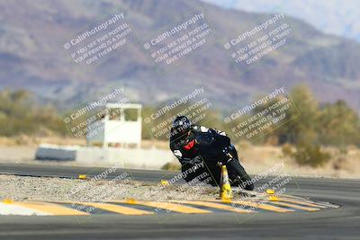 media/Jan-13-2024-SoCal Trackdays (Sat) [[9c032fe5aa]]/Turn 14 (10am)/